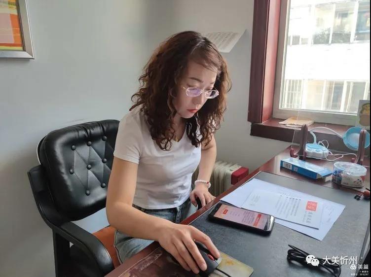 江阴山西商会副会长谢继跃一行“六·一”儿童节帮学助教偏关县公益捐赠活动