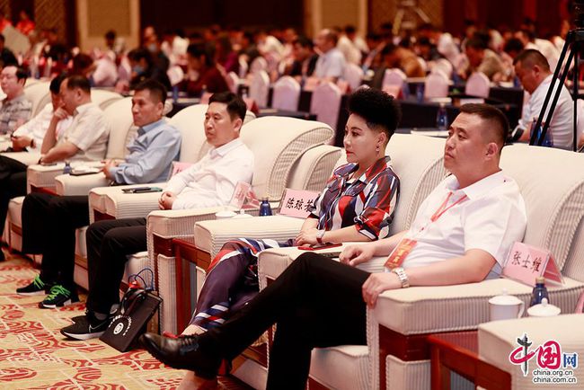 赵文闪连任山西省福建商会会长 团结三晋闽商再谱新篇