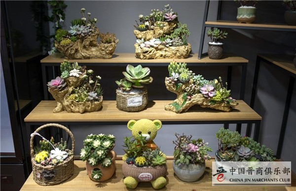 自己开花店困难重重，选择流星花园鲜花轻松百倍