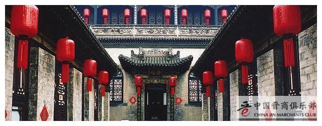 “亮财主”乔致庸89岁寿终正寝，留下6个儿子，如今现状如何？