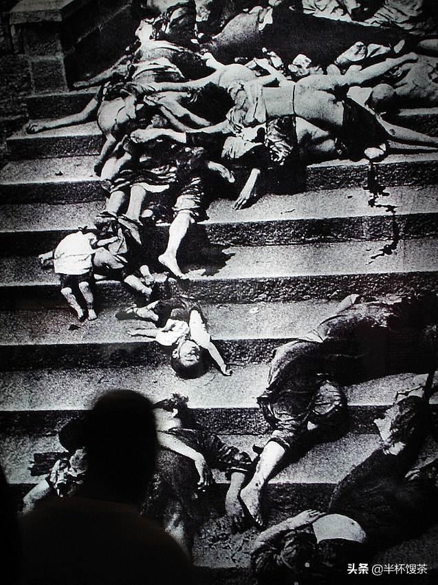 日寇侵犯湖北省时：烧、杀、抢、奸等罪行的真实详情