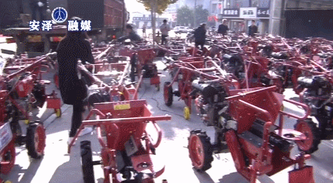 吴京团队捐赠30台收割机 山西安泽急需玉米烘干机67台