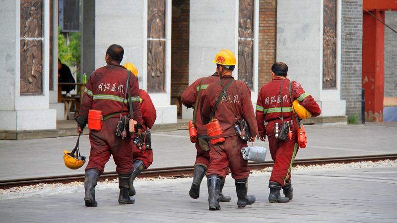 “煤炭之乡”山西：矿场全天赶工，运费5天疯涨25%