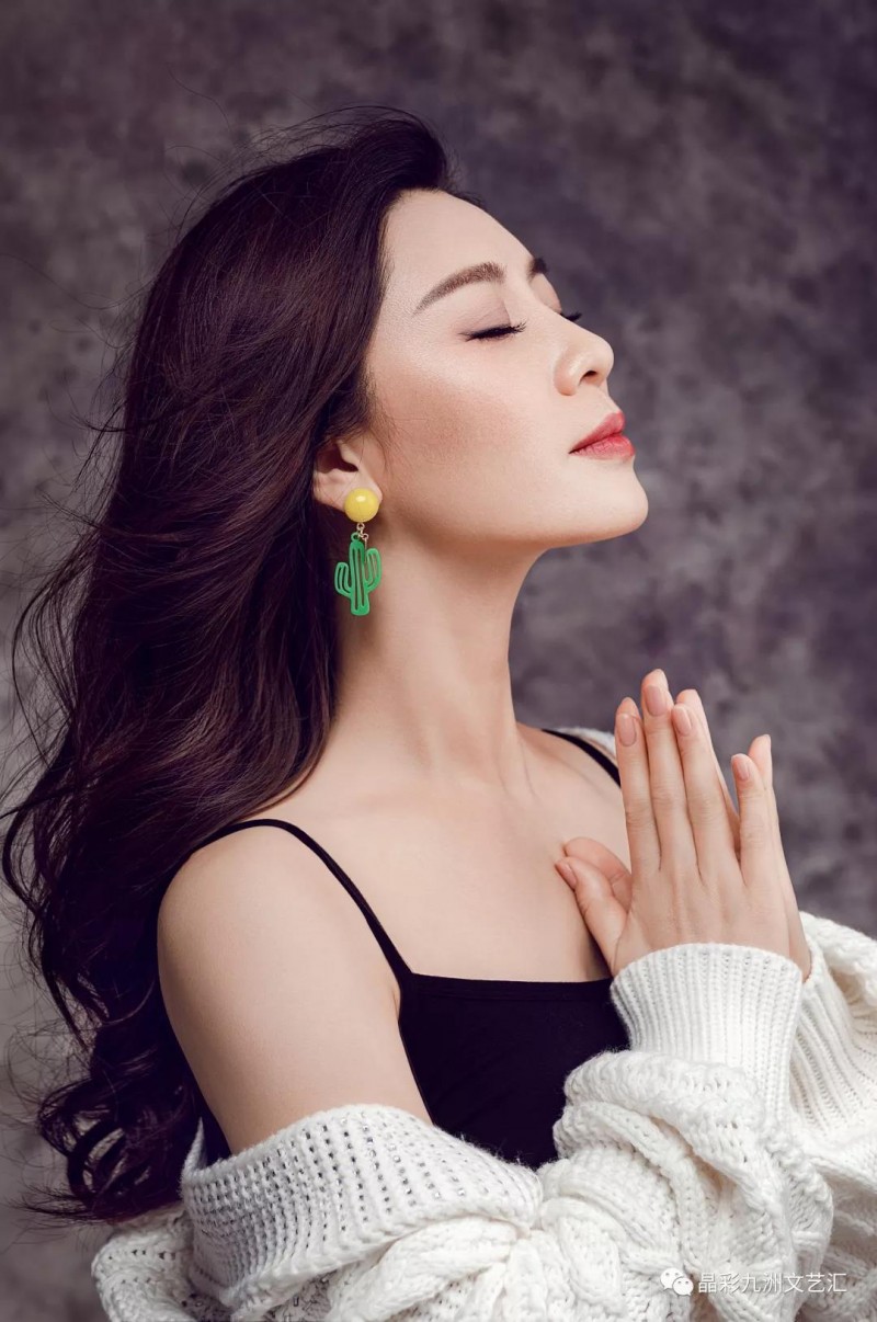 山西籍歌唱家刘晶回家乡传递爱心