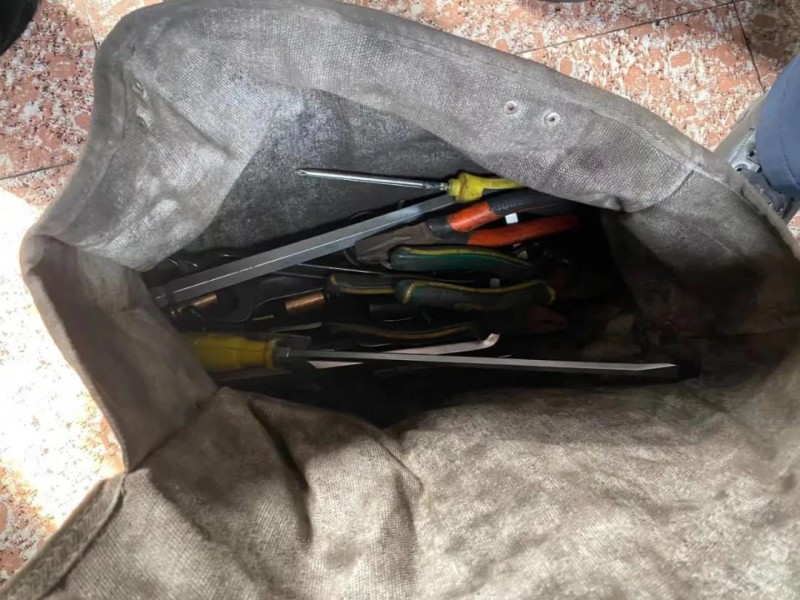 晋商表彰员工：聚义集团矿产发运保安田艮元