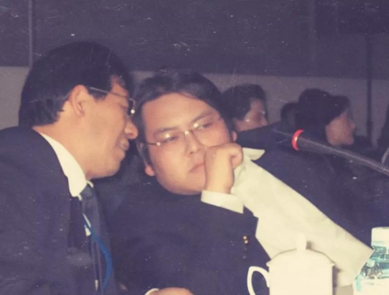 “山西首富”消失的背后:海市起蜃楼,看晓日洒金