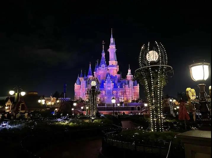 上海和张文宏,让谁脸红?