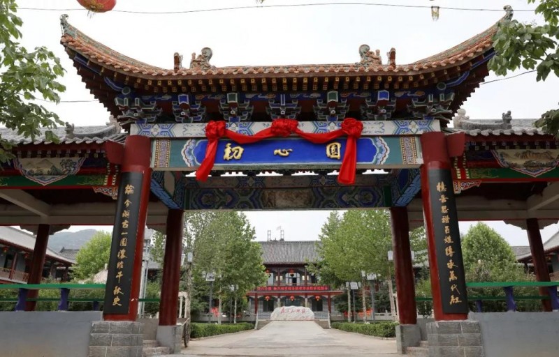 国家AAAA级旅游景区振兴村:“不起眼”的小山村“凤凰涅槃”之路!