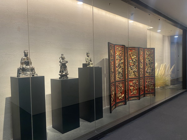 晋商俱乐部秘书处拜访晋商陈北原旗下芸骅艺术空间