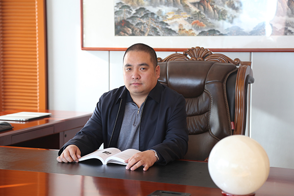 房学景 凯通商贸集团公司 总经理