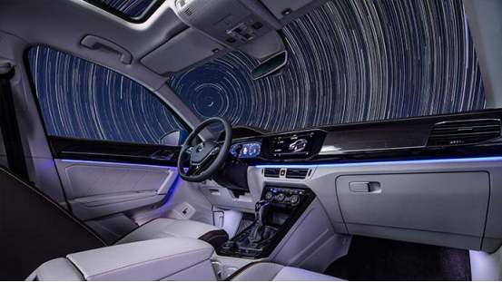 9、【产品力全面对比】前有奇骏后有途观L，全功能SUV探岳如何站稳脚跟？930