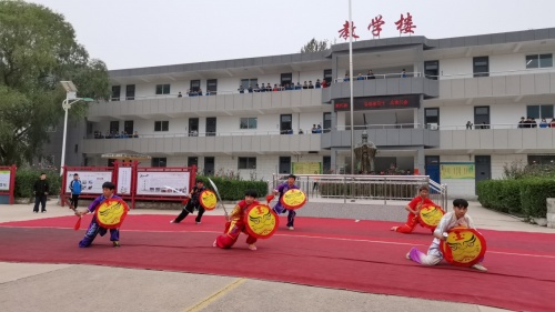 龙形鞭杆张燕军