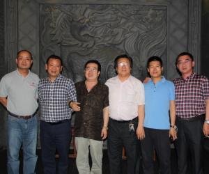 ǿˣͬ½ҽԺ᳤ܾ߽̻