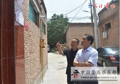 霍州市政府副市长张发宁在大张镇现场办公集中力量推