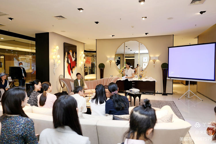 晋商米瑞蓉:借一段时光,让我重回美好 ——英国皇家骨瓷鉴赏沙龙