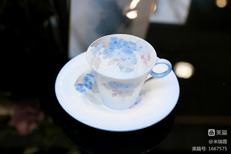 晋商米瑞蓉:借一段时光,让我重回美好 ——英国皇家骨瓷鉴赏沙龙