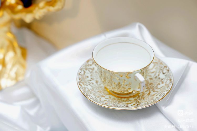 晋商米瑞蓉:借一段时光,让我重回美好 ——英国皇家骨瓷鉴赏沙龙