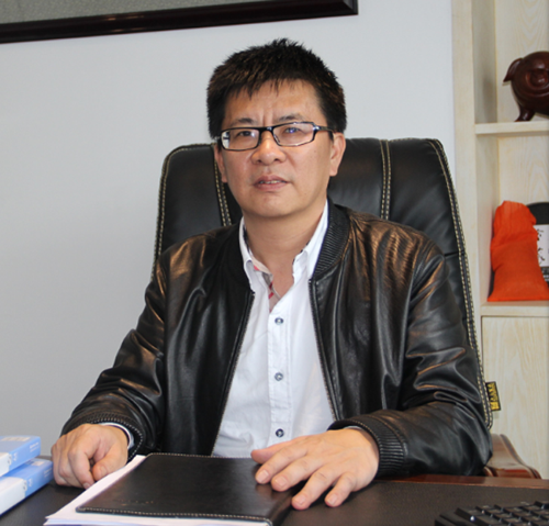贾立峰：四川省山西商会执行会长、成都金普惠科技有限公司董事长