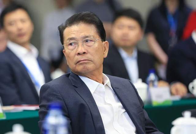 中国民企 | 美的&ldquo;少东家&rdquo;何剑锋太会赚钱了