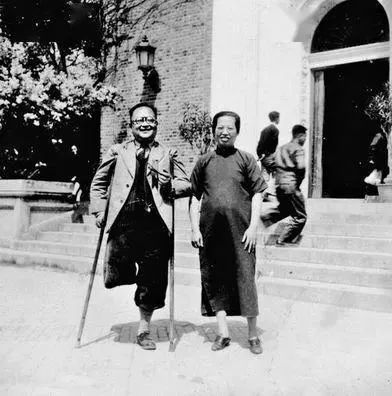 一群没用的迂腐文人