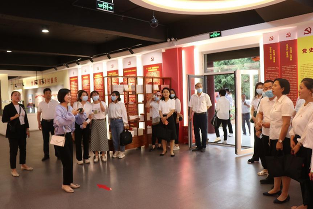 新华网：长治上党区振兴小镇正成为党建活动“打卡地”