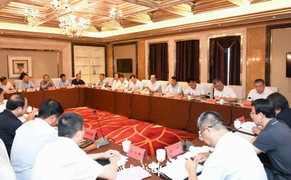 临汾政商早餐会