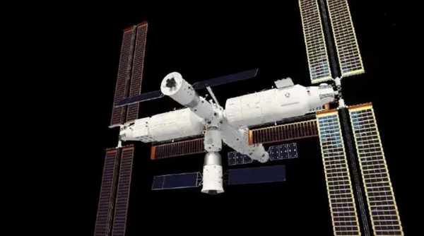 夜间零下15度，地磁异常区离轨，神舟十四号返回地球，为何要冒险