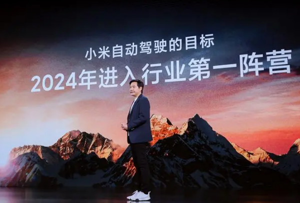 小米酣战江湖 | 雷军，孤军奋战