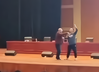 读书是为了与外国人的优良基因结合