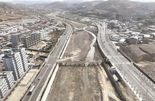 山西吕梁兴县大县城建设成效显著