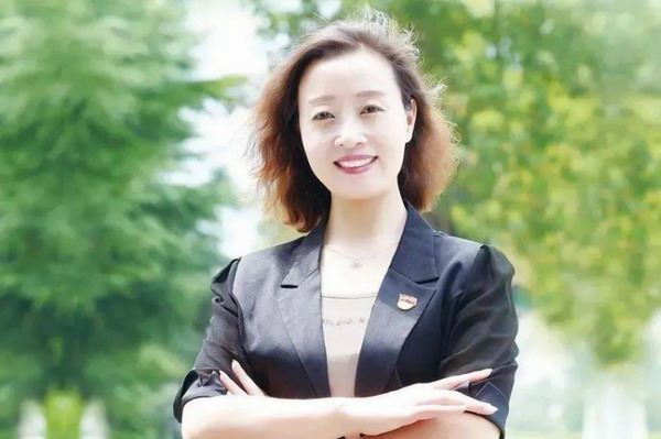 中国广电山西公司党委副书记、副董事长、总经理侯彦英