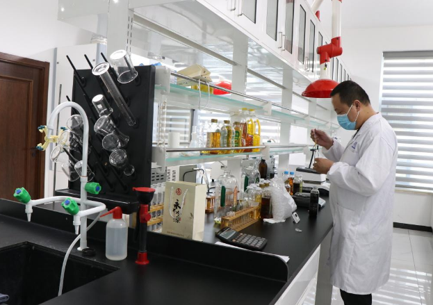 “邯郸民企之星”——河北美临多维粮油贸易有限公司董事长杜美芹