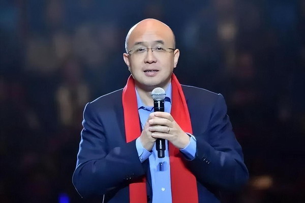 身价千亿，李革究竟是商人还是科学家