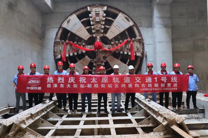 00300157577_41a15193