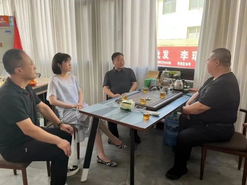 临汾市工商联到市新晋商联合会调研