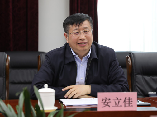 加大对优秀民营企业家的宣传力度 配合有关部门依法打击对民营企业恶意造谣抹黑等行为