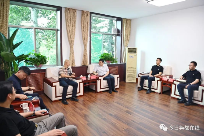 任俊杰会见中国晋商俱乐部秘书长刘文斌一行