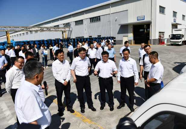 山西省属国企集中采购远程甲醇重卡3000台