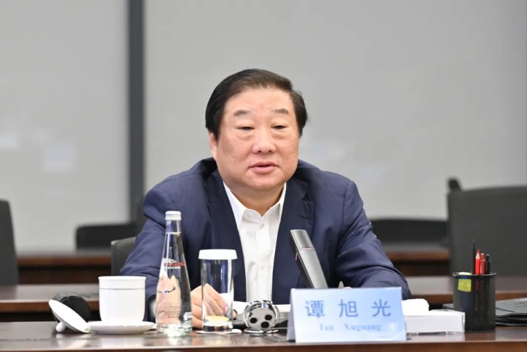 山东商业领袖谭旭光准备退休