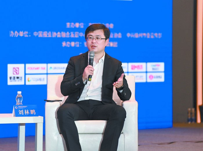 每日经济新闻副总编刘林鹏