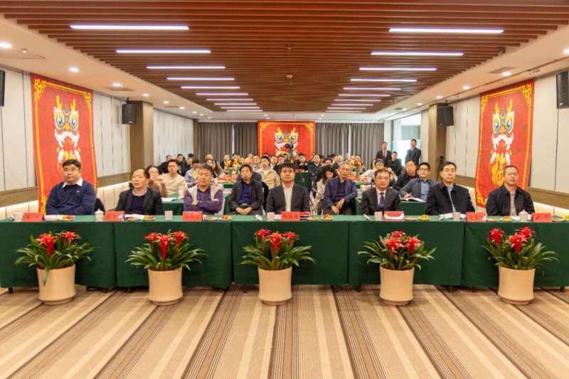 晋商杨文跃董事长受邀参加翼城县“聚乡贤 话发展 赢未来”招商引资推介座谈会