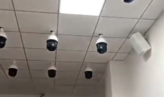 e0437ebf-a41a-4be7-988e-fb7caf78702a