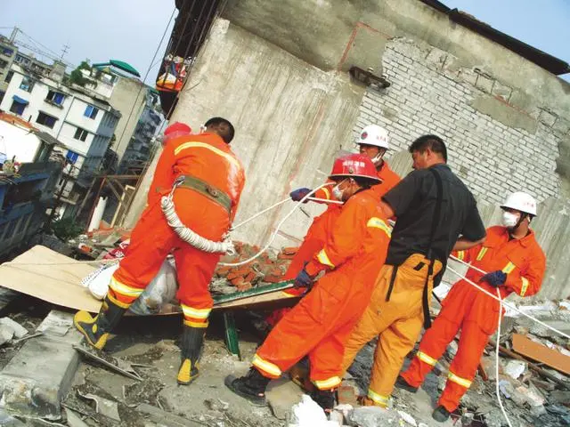 还原真实的钟睒睒