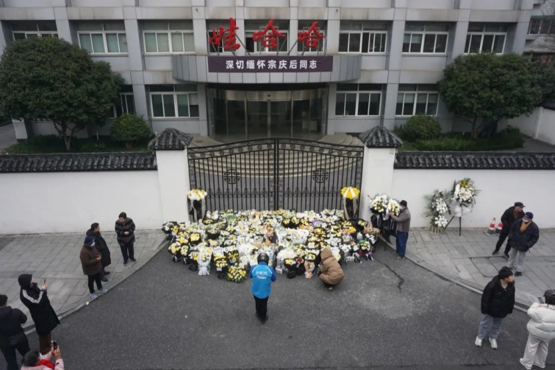 风声：农夫山泉被网络恶意围攻，民企群体从沉默不语是可悲的