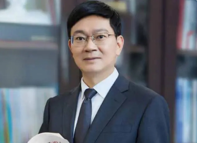 广州地铁迎来“新掌门”,总经理刘智成接棒丁建隆