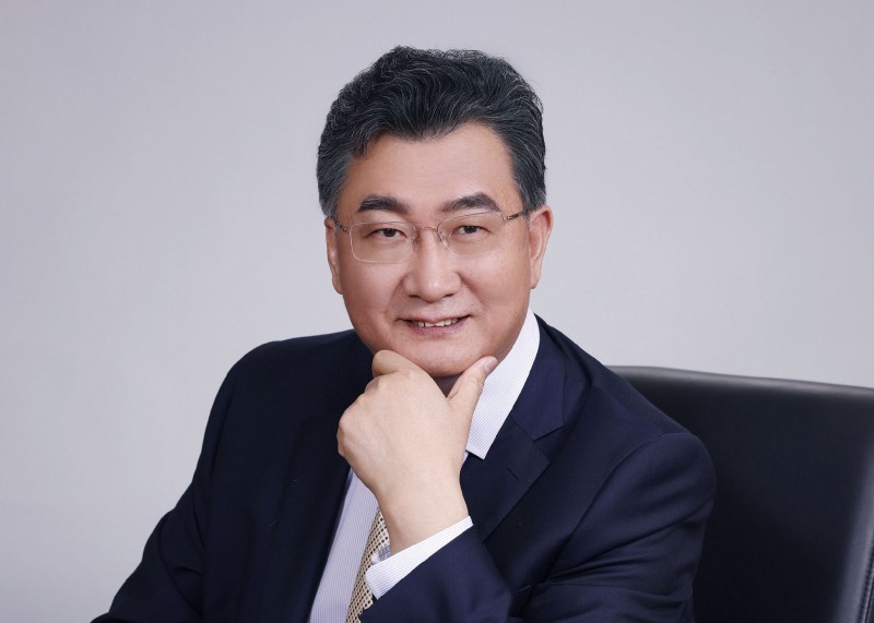 北京银行董事长霍学文:悲观者埋怨刮风,乐观者静候风向、现实者调整风向