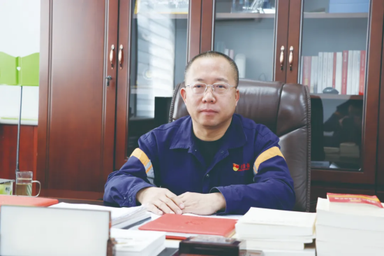 潞安装备公司党委书记、董事长、总经理刘少兵：凝心聚力抓落实 实干笃行促发展 