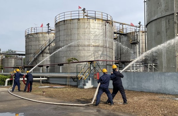 晋南钢铁焦化厂举行中毒着火安全演练