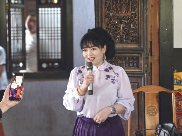 十凤餐饮白十凤