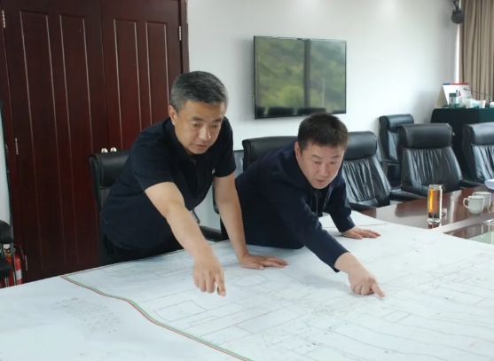 屈平 山西焦煤集团汾西矿业集团董事长